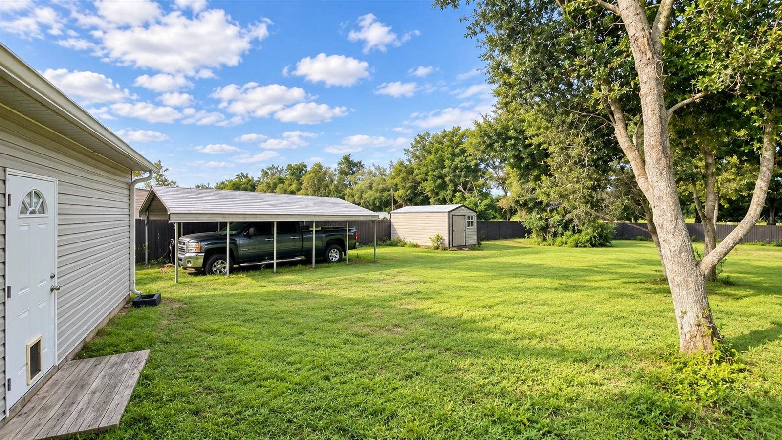 12831 HAWK HILL DRIVE, Thonotosassa, FL 33592
