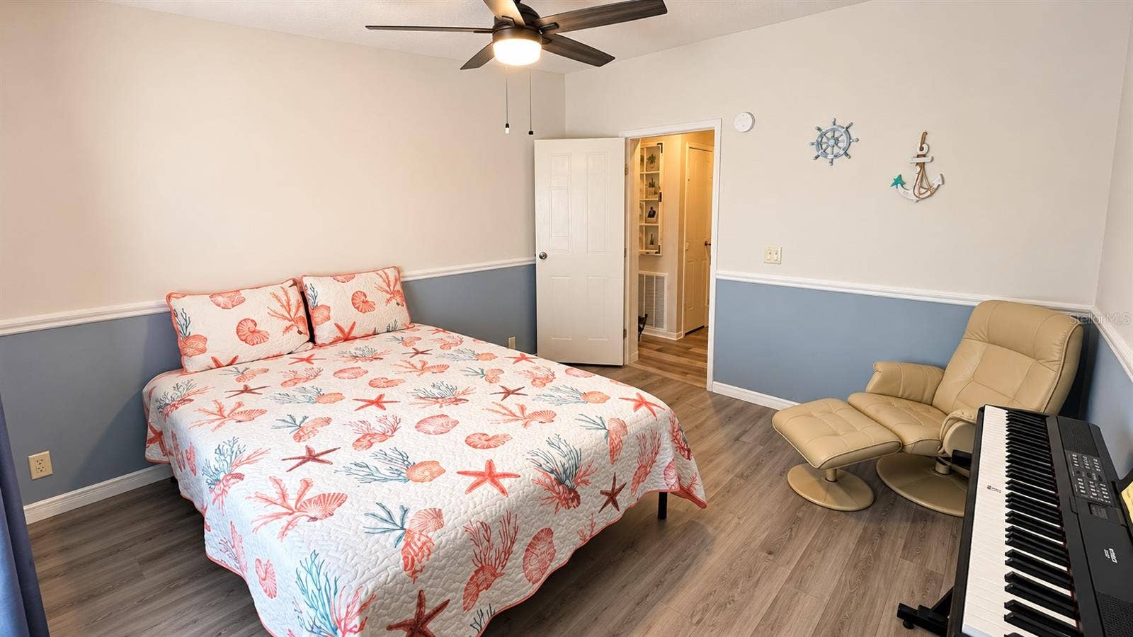 12831 HAWK HILL DRIVE, Thonotosassa, FL 33592