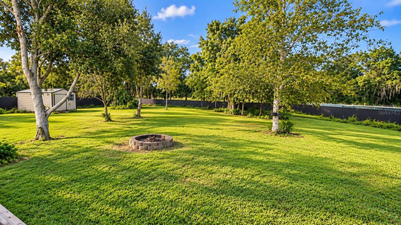 12831 HAWK HILL DRIVE, Thonotosassa, FL 33592