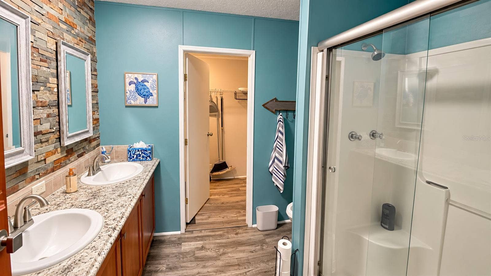 12831 HAWK HILL DRIVE, Thonotosassa, FL 33592