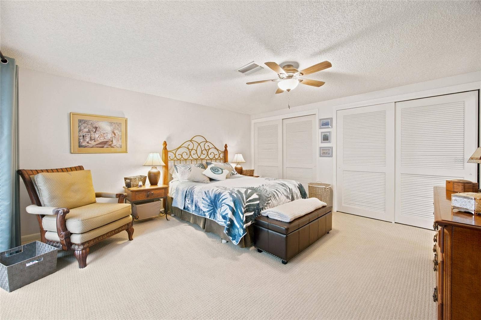 1 QUAIL RUN, Homosassa, FL 34446 Primary Suite - Carpeting Blends Beautifully with Hallway Flooring