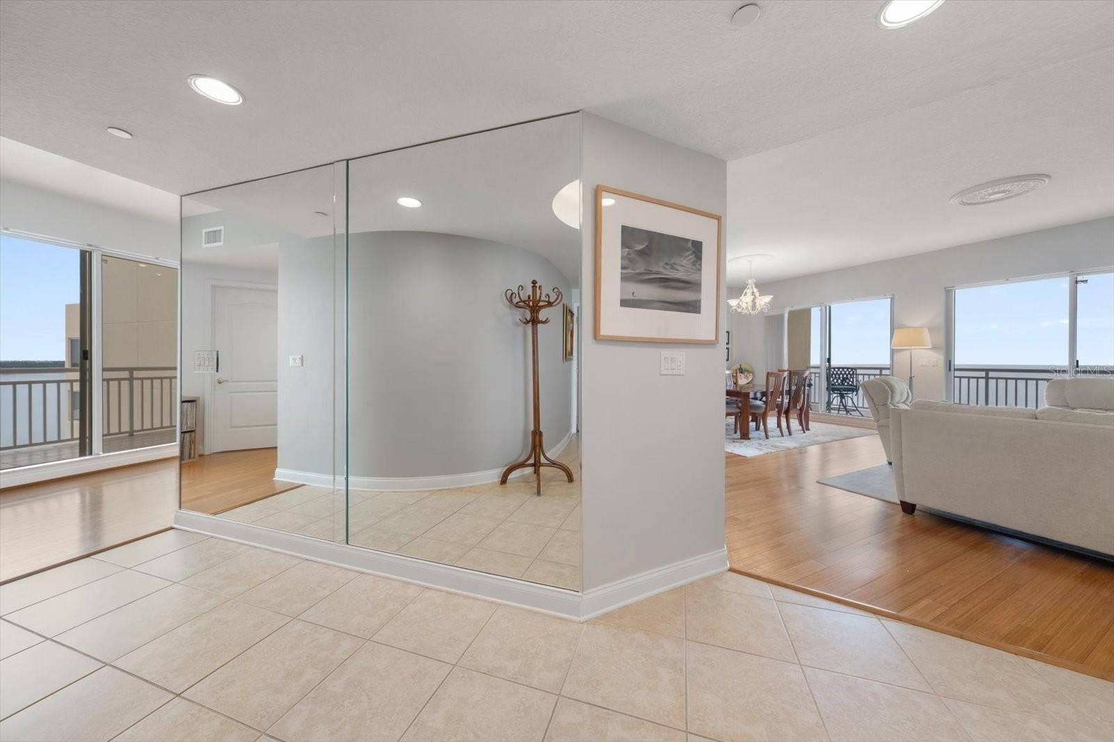 1200 GULF BOULEVARD, #1704, Clearwater, FL 33767 1200 GULF BOULEVARD, #1704, Clearwater, FL 33767