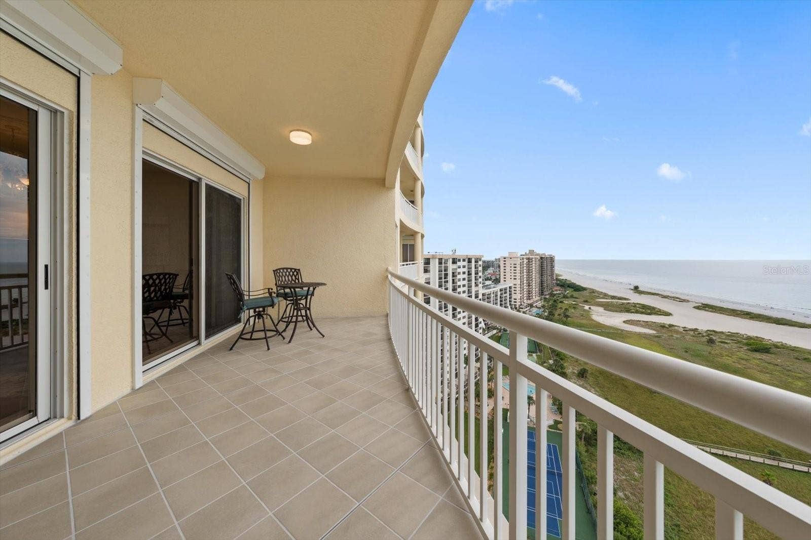 1200 GULF BOULEVARD, #1704, Clearwater, FL 33767 1200 GULF BOULEVARD, #1704, Clearwater, FL 33767