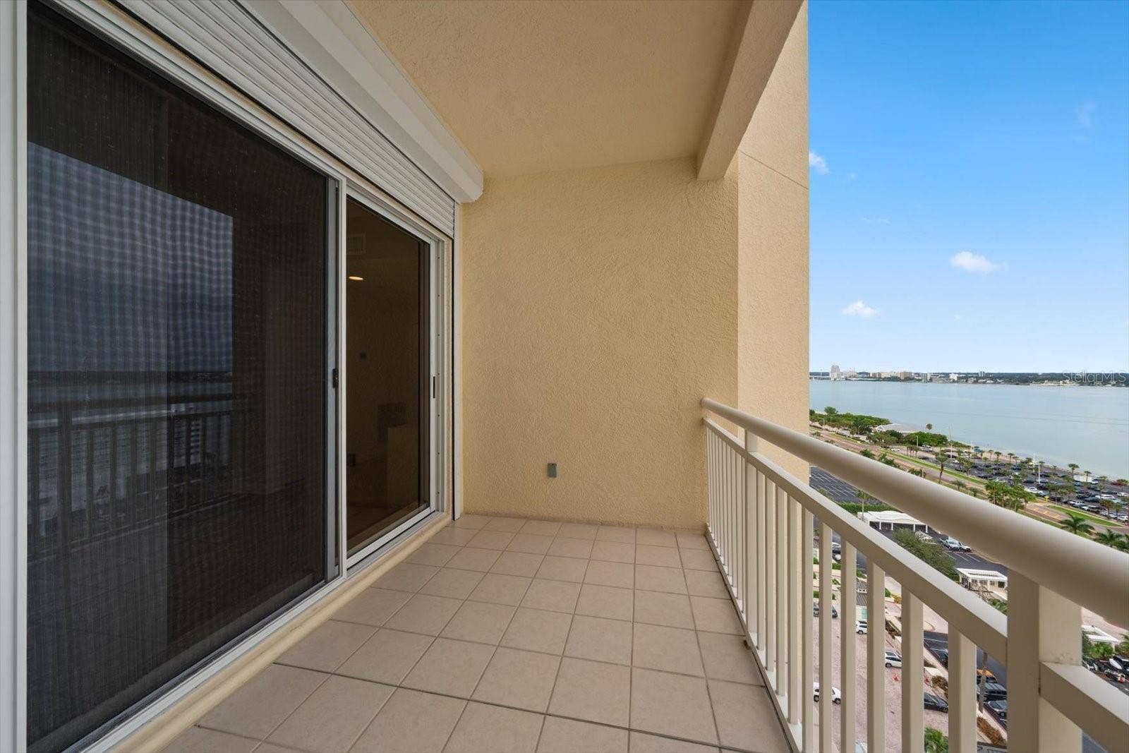 1200 GULF BOULEVARD, #1704, Clearwater, FL 33767 1200 GULF BOULEVARD, #1704, Clearwater, FL 33767