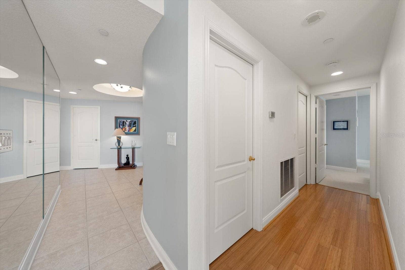 1200 GULF BOULEVARD, #1704, Clearwater, FL 33767 1200 GULF BOULEVARD, #1704, Clearwater, FL 33767
