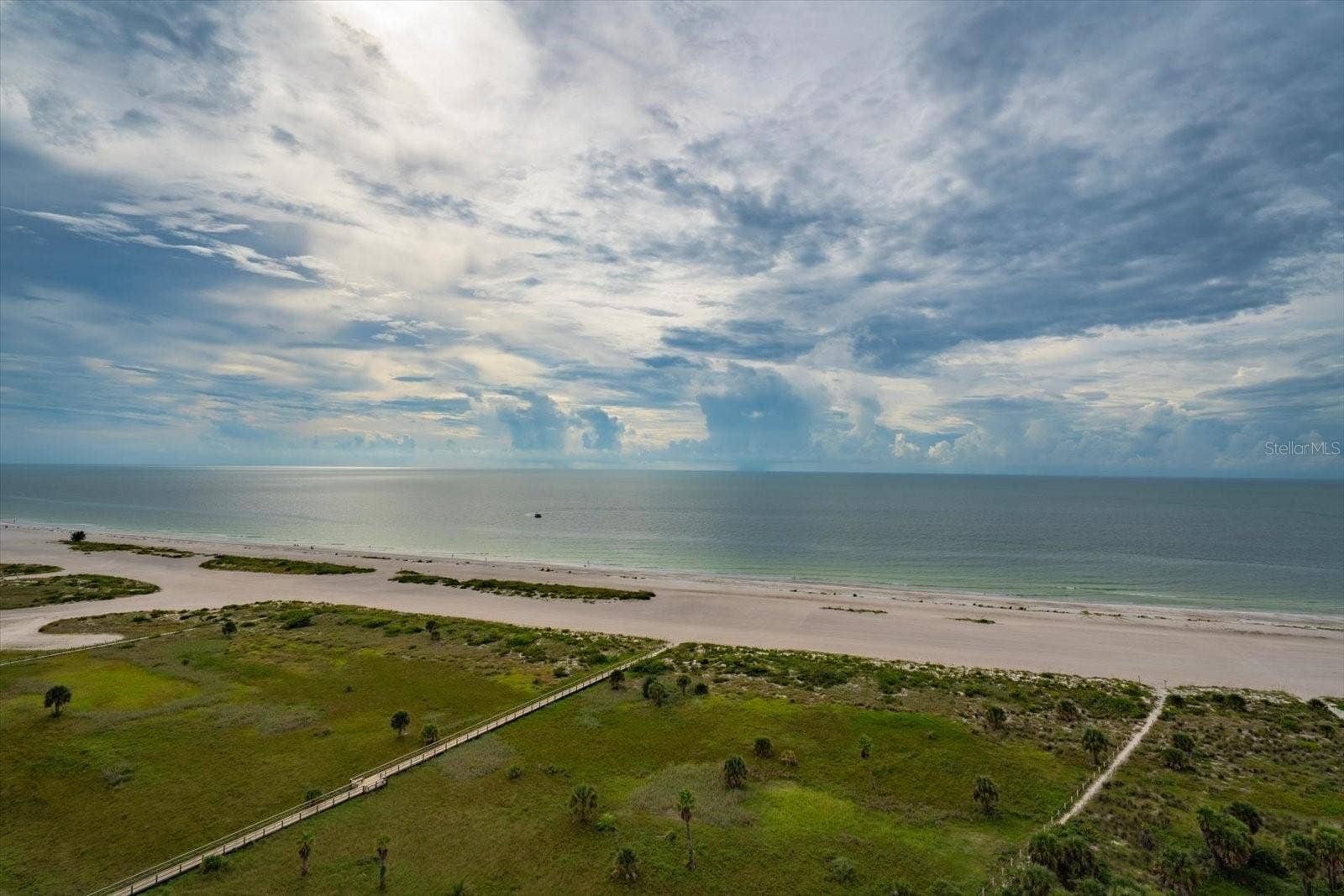 1200 GULF BOULEVARD, #1704, Clearwater, FL 33767 1200 GULF BOULEVARD, #1704, Clearwater, FL 33767