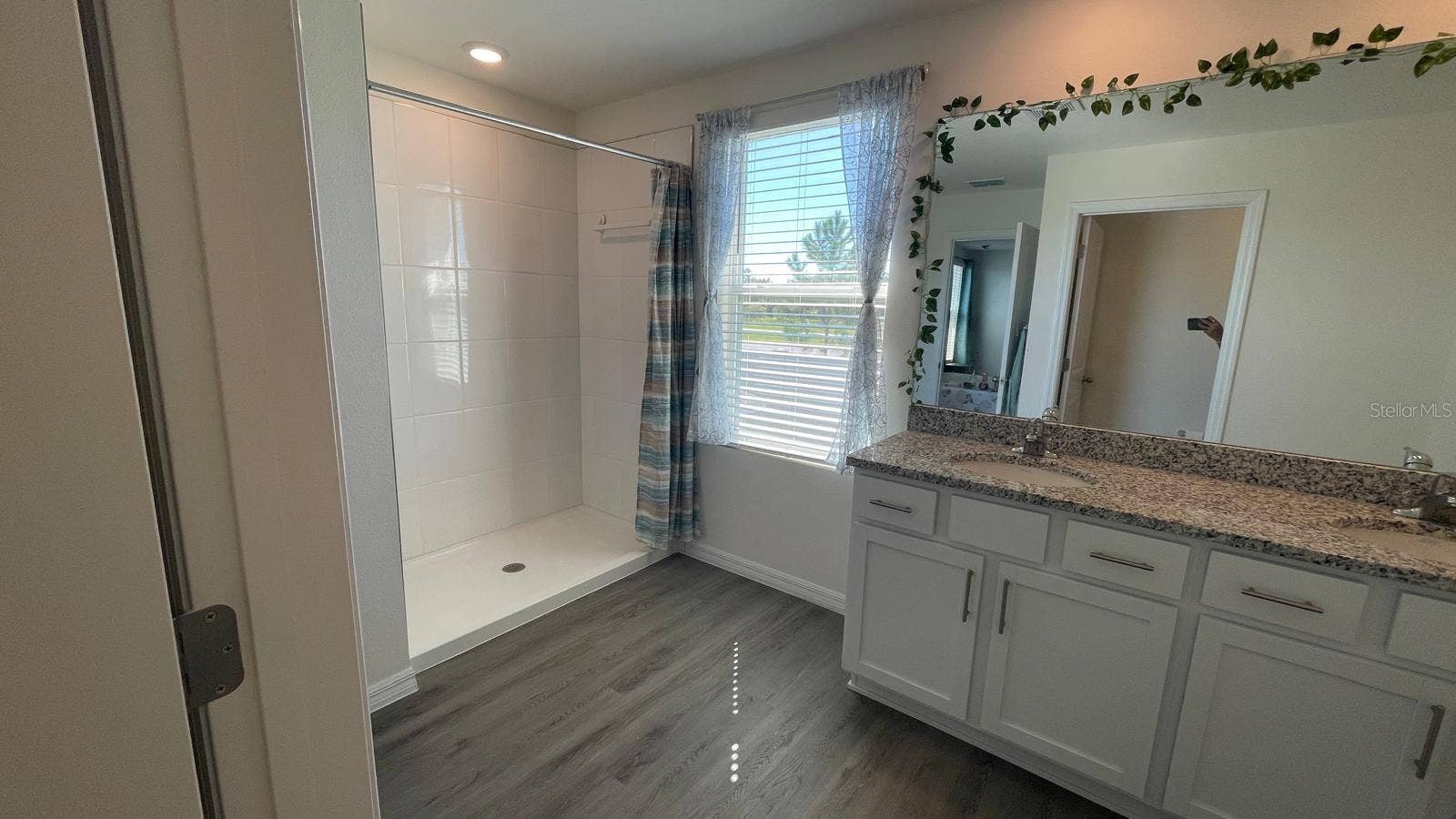36117 SUNFLOWER HILL DRIVE, Zephyrhills, FL 33541 Master Bathroom