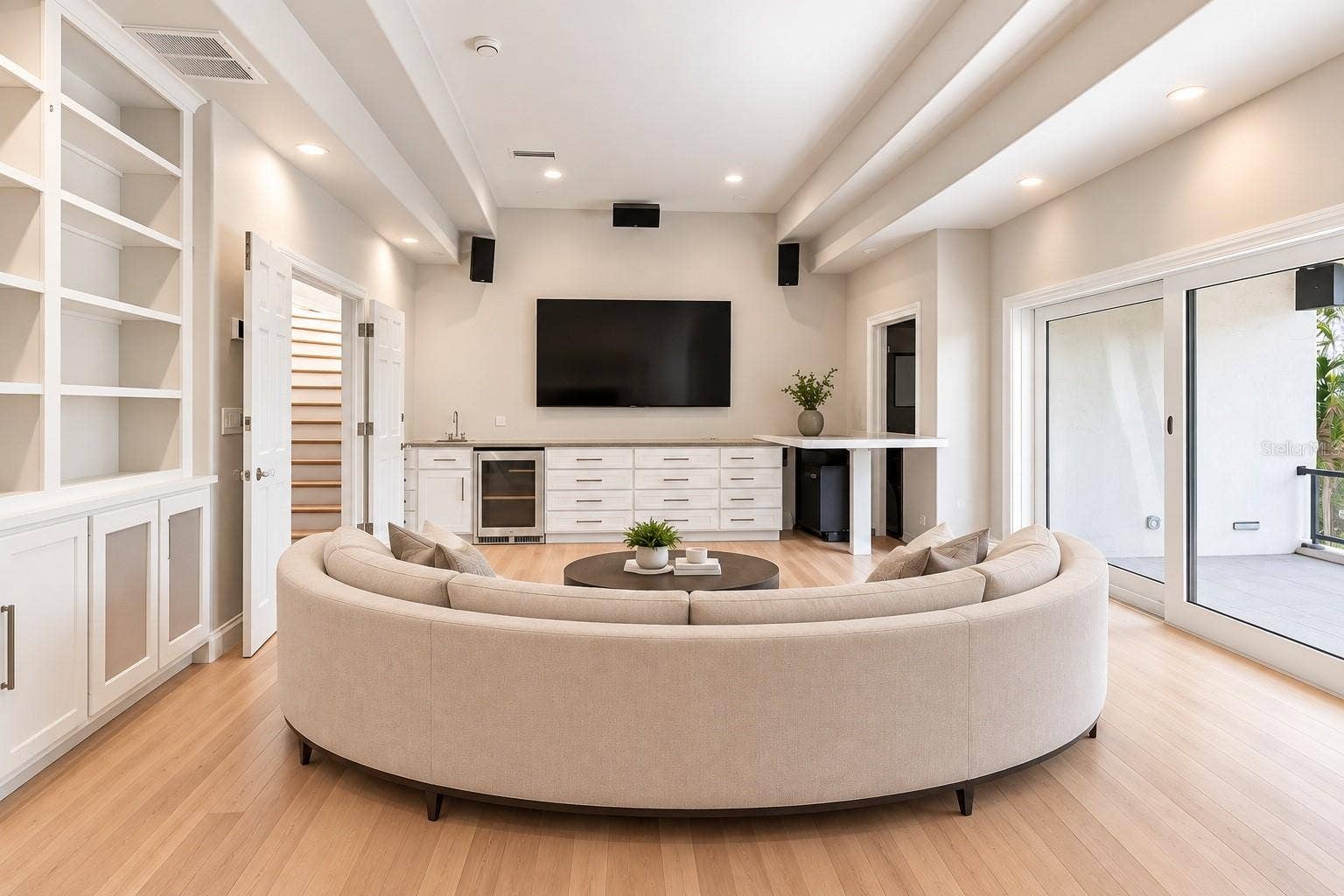 980 BAY ESPLANADE, Clearwater, FL 33767 Media Room