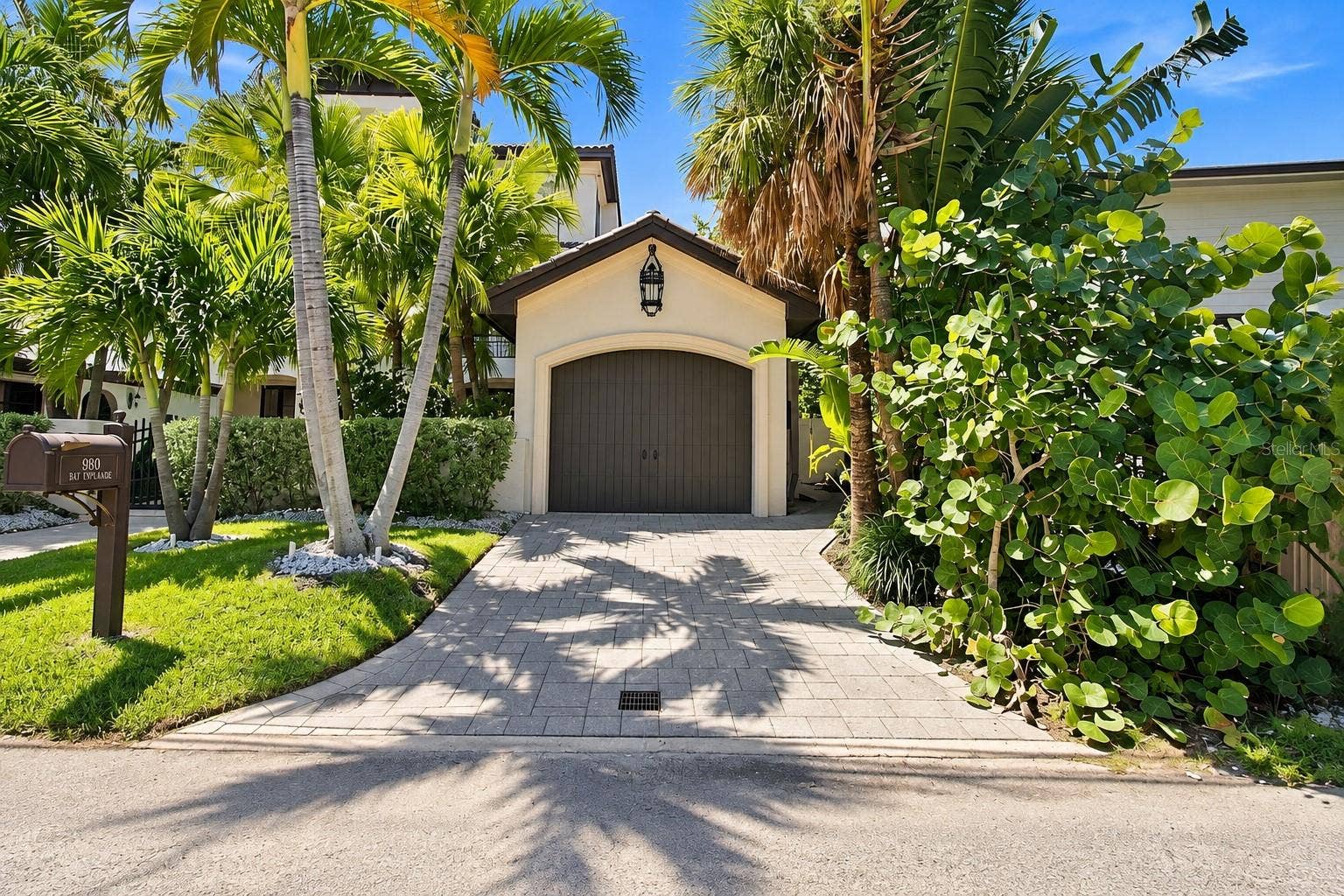 980 BAY ESPLANADE, Clearwater, FL 33767 980 BAY ESPLANADE, Clearwater, FL 33767