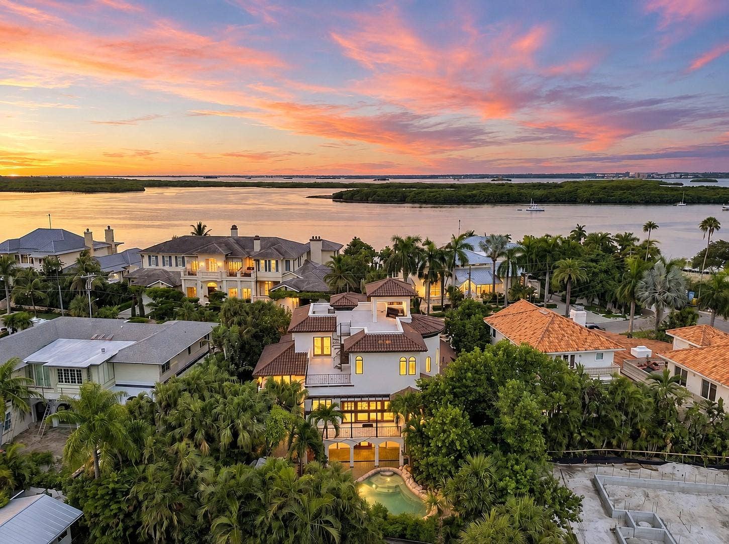 980 BAY ESPLANADE, Clearwater, FL 33767 980 BAY ESPLANADE, Clearwater, FL 33767