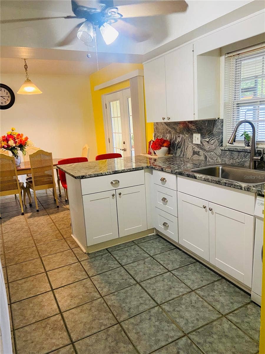 721 GASPARINO COURT, Seffner, FL 33584