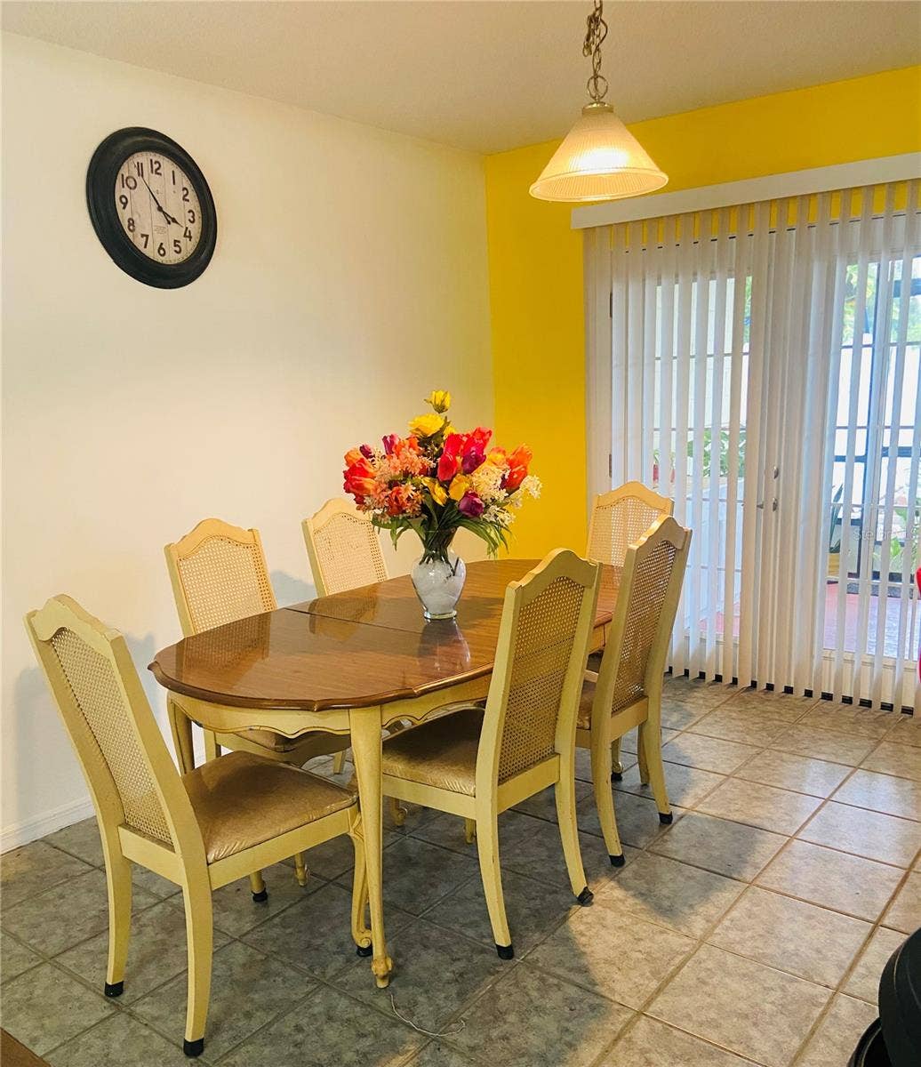 721 GASPARINO COURT, Seffner, FL 33584