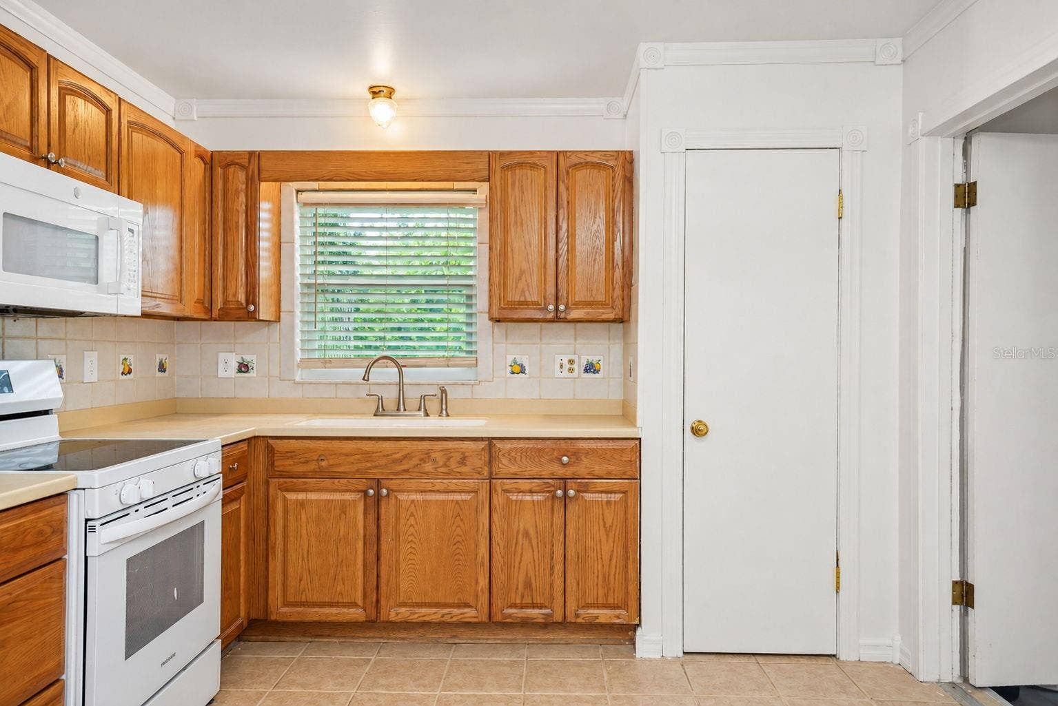 374 3RD STREET NW, #A, Largo, FL 33770 374 3RD STREET NW, #A, Largo, FL 33770