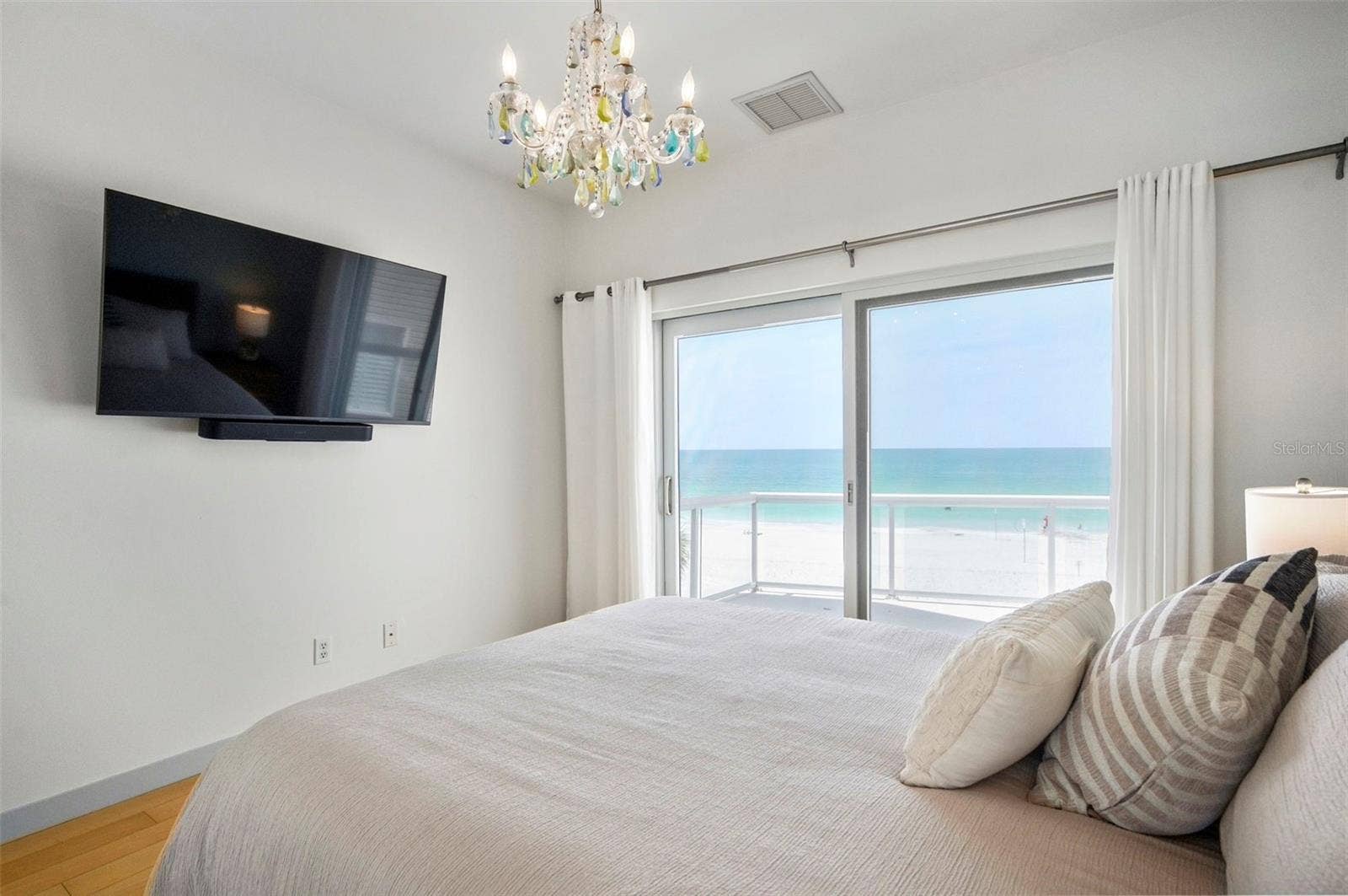 8680 W GULF BOULEVARD, Treasure Island, FL 33706