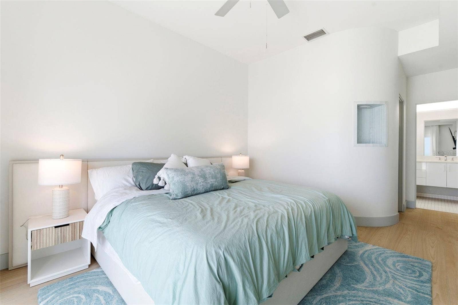 8680 W GULF BOULEVARD, Treasure Island, FL 33706
