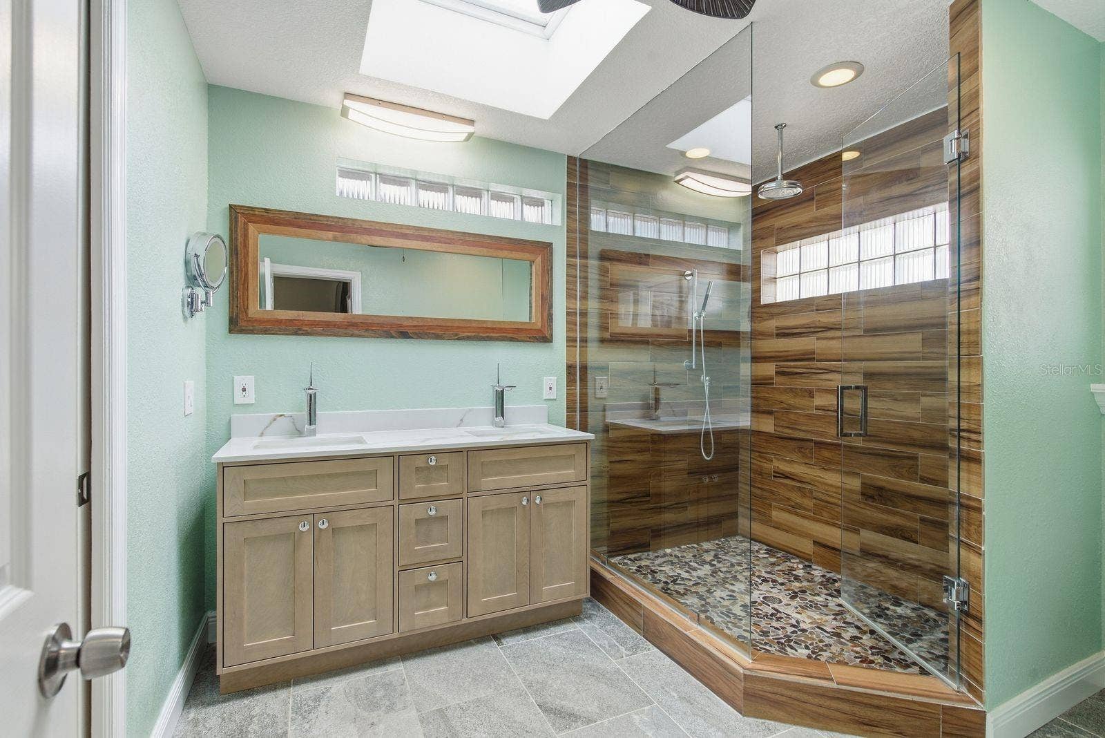 14223 E PARSLEY DRIVE, Madeira Beach, FL 33708 14223 E PARSLEY DRIVE, Madeira Beach, FL 33708