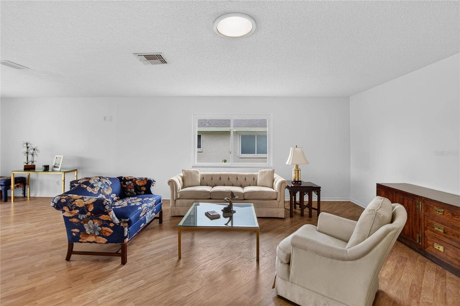 1308 LELAND DRIVE, #1308, Sun City Center, FL 33573 Living Room