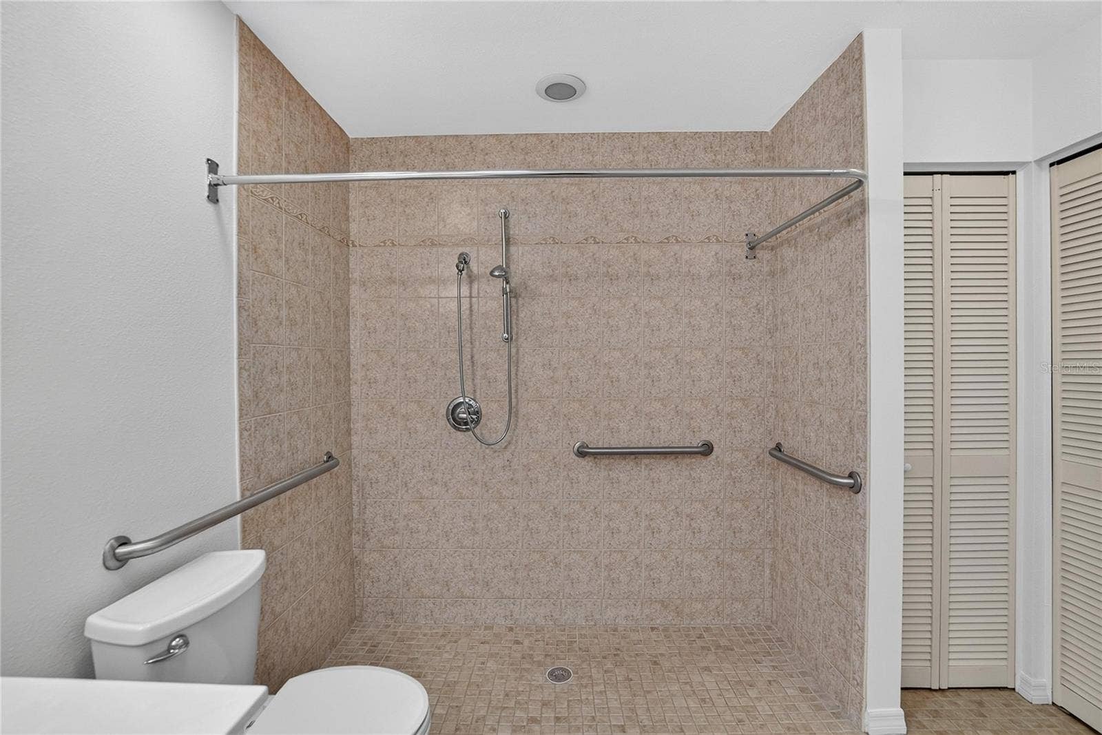1308 LELAND DRIVE, #1308, Sun City Center, FL 33573 Primary Shower