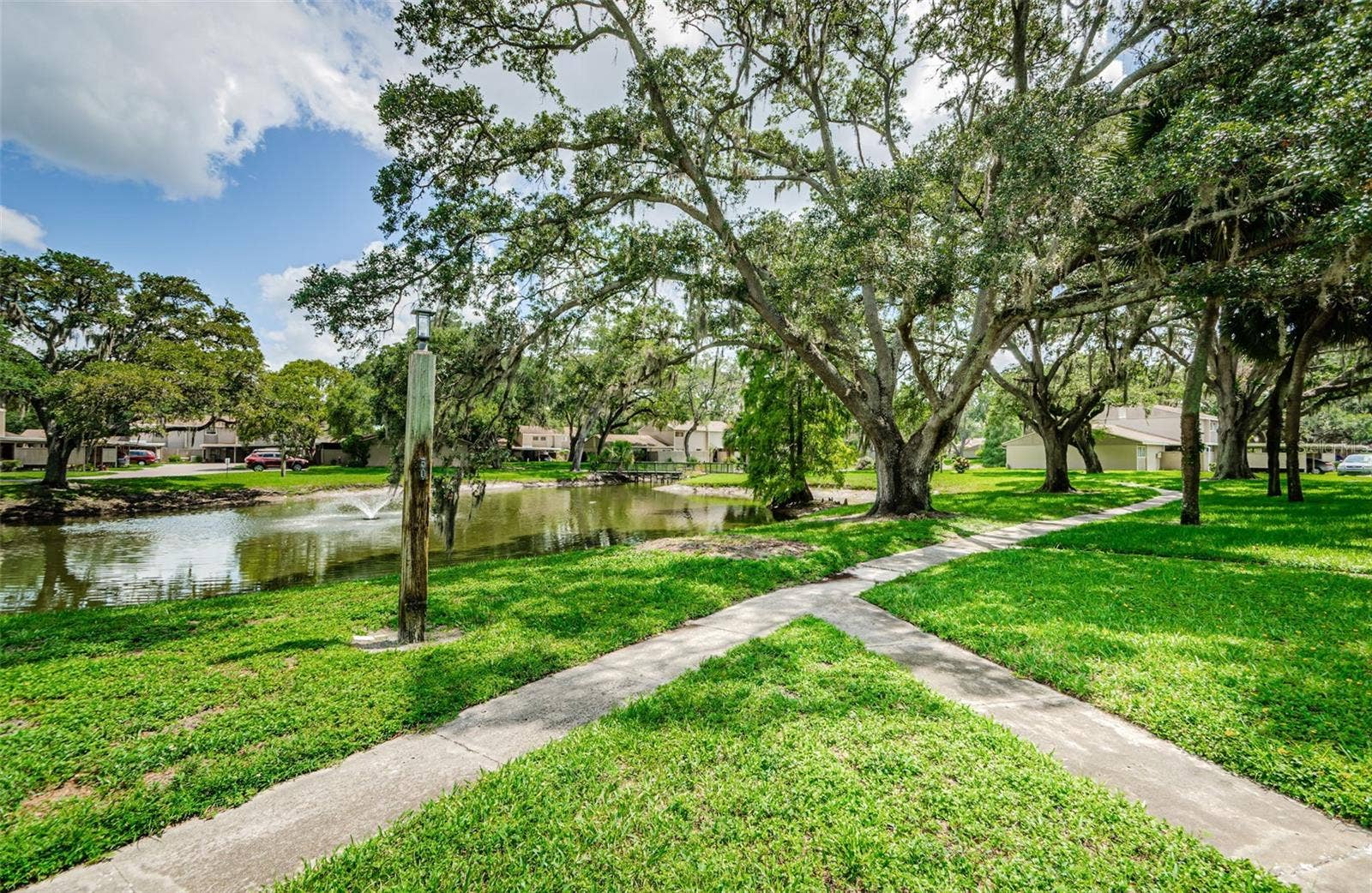 8406 TERRACE MEADOWS COURT, Temple Terrace, FL 33637