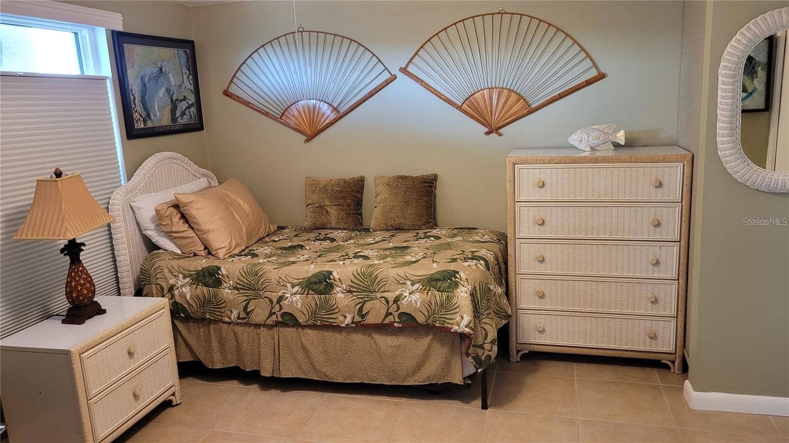 1806 MARINER DRIVE, #318, Tarpon Springs, FL 34689 The 2nd bedroom is perfect as a guest room with a trundle bed, leaving you plenty of space...
