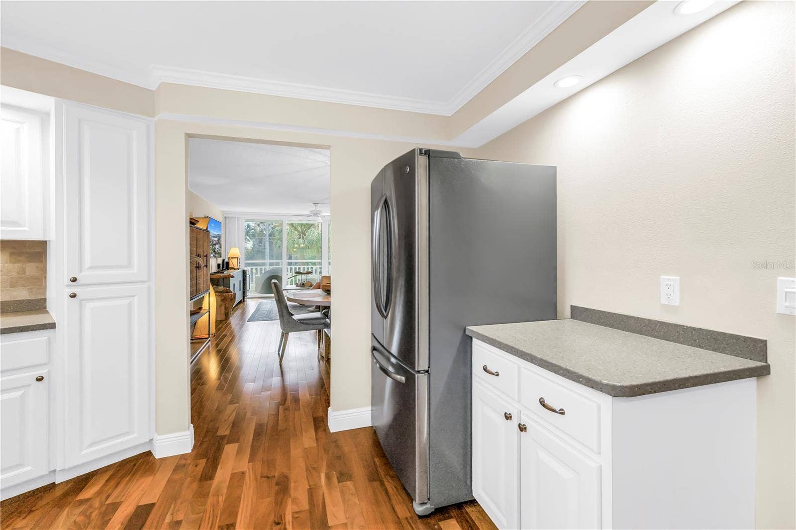 700 BEACH DRIVE NE, #201, St Petersburg, FL 33701 Kitchen