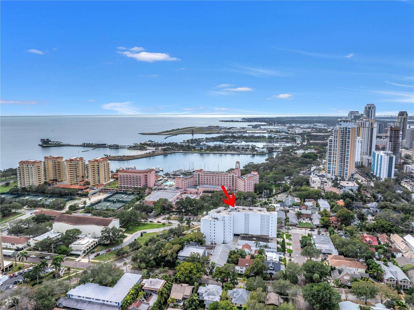 700 BEACH DRIVE NE, #201, St Petersburg, FL 33701 700 BEACH DRIVE NE, #201, St Petersburg, FL 33701