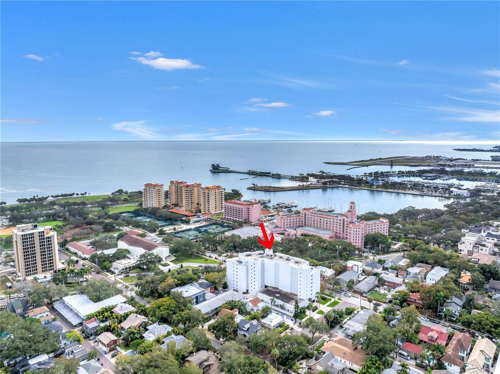 700 BEACH DRIVE NE, #201, St Petersburg, FL 33701 700 BEACH DRIVE NE, #201, St Petersburg, FL 33701