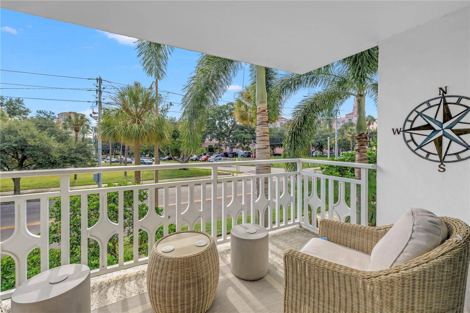 700 BEACH DRIVE NE, #201, St Petersburg, FL 33701 700 BEACH DRIVE NE, #201, St Petersburg, FL 33701