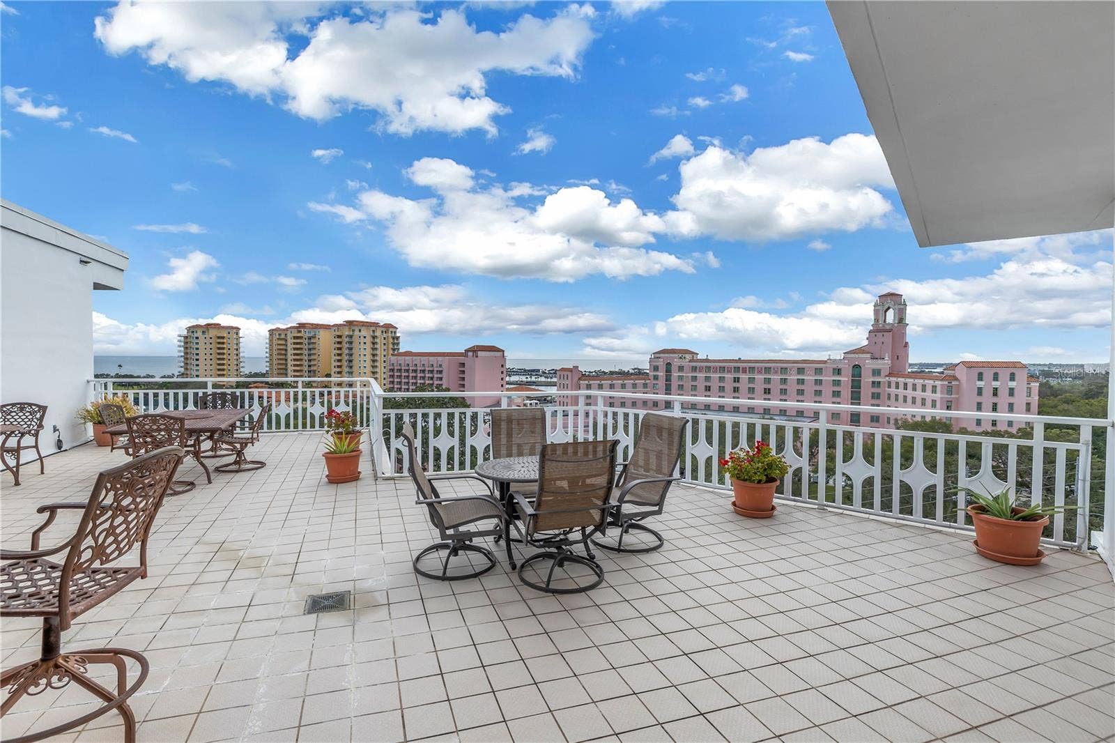 700 BEACH DRIVE NE, #201, St Petersburg, FL 33701 700 BEACH DRIVE NE, #201, St Petersburg, FL 33701