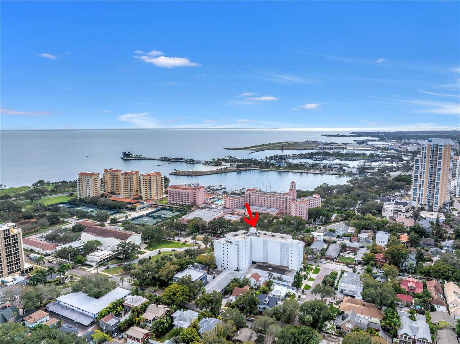 700 BEACH DRIVE NE, #201, St Petersburg, FL 33701 700 BEACH DRIVE NE, #201, St Petersburg, FL 33701