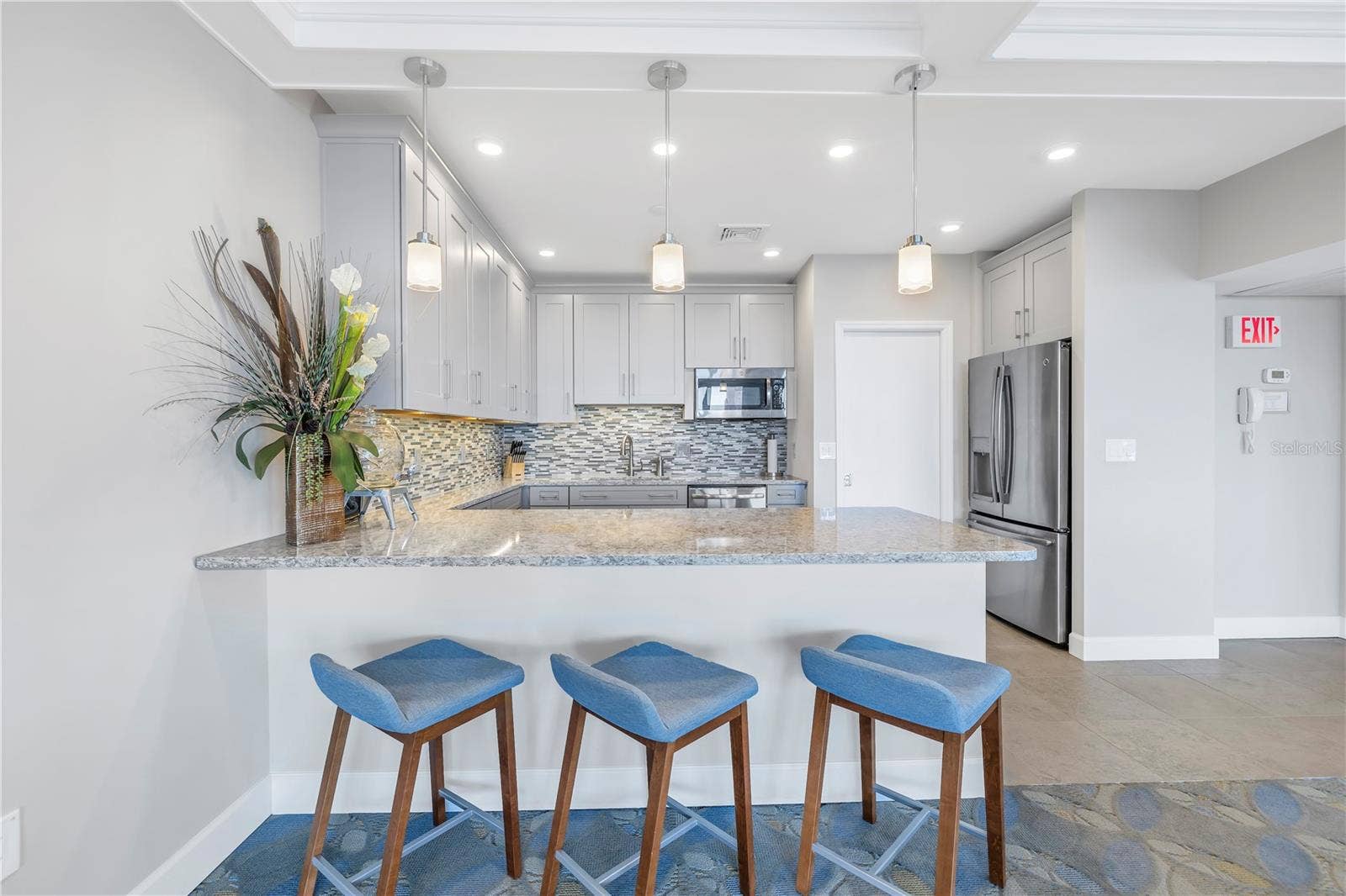 700 BEACH DRIVE NE, #201, St Petersburg, FL 33701 700 BEACH DRIVE NE, #201, St Petersburg, FL 33701