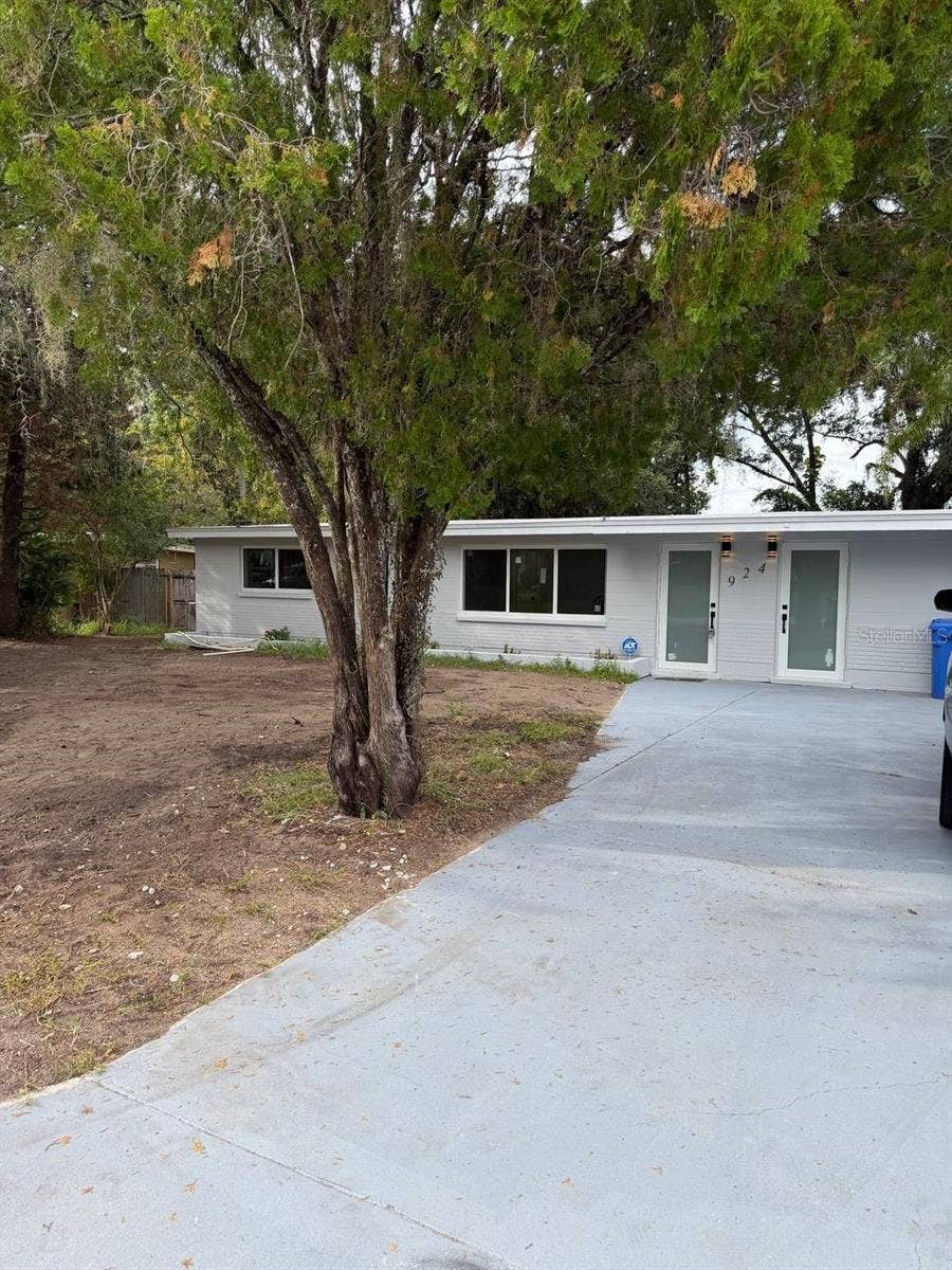Property photo for 924 VALMAR ST, Brandon, FL