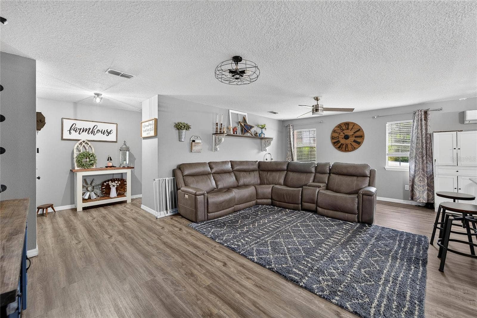 1257 DREW STREET, Lakeland, FL 33810 1257 DREW STREET, Lakeland, FL 33810