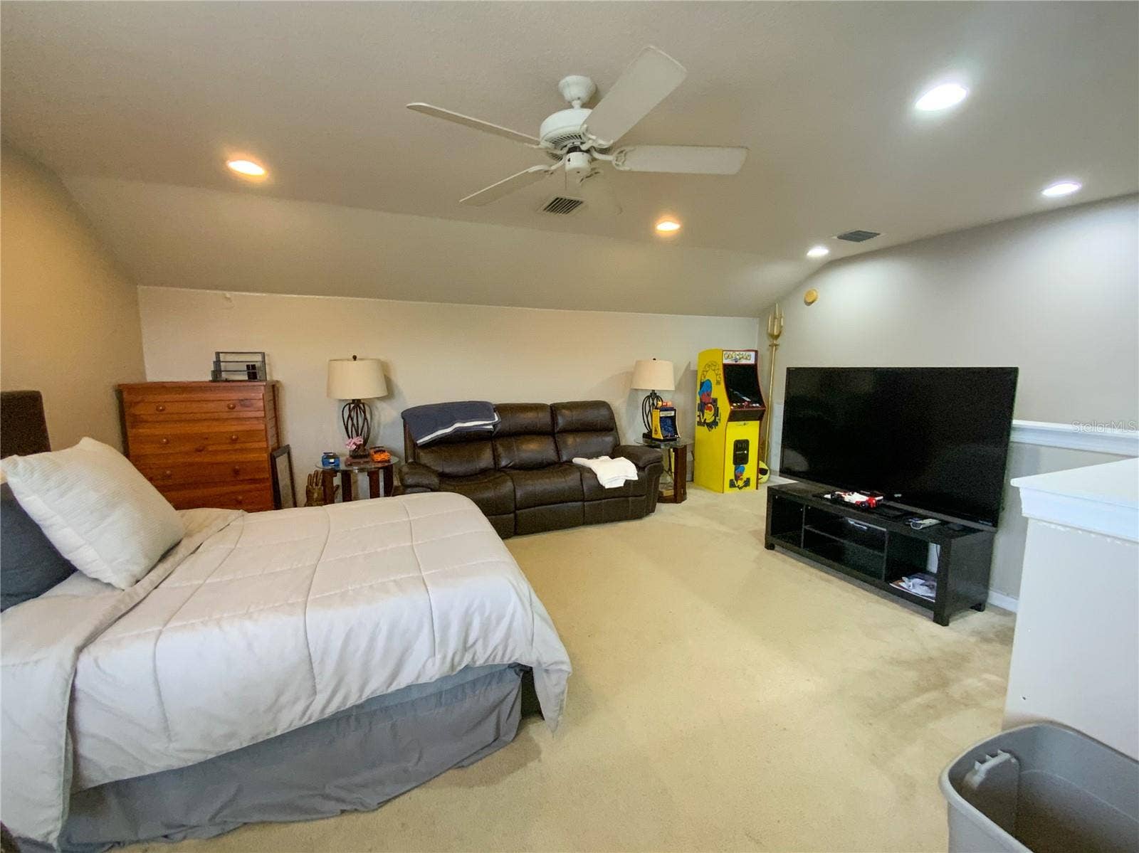 Bonus Room - 2nd Floor