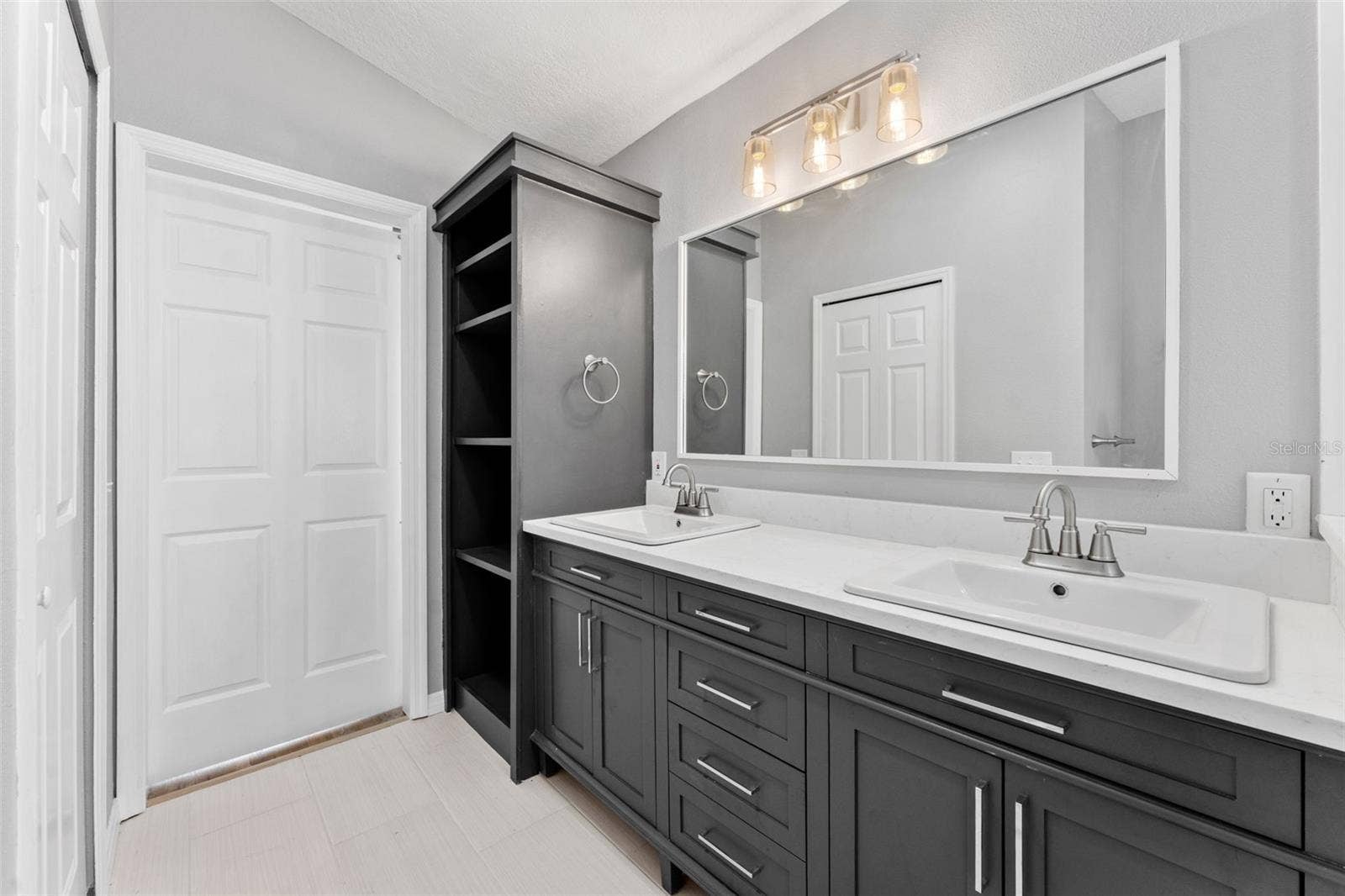 19009 FISHERMANS BEND DRIVE, Lutz, FL 33558