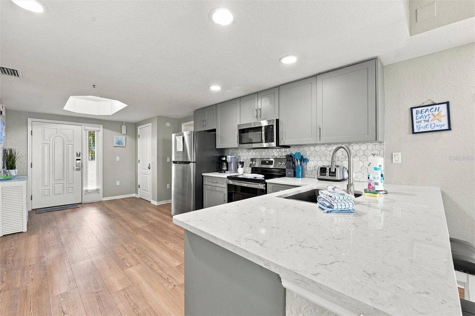 12000 GULF BOULEVARD, #206W-205W, Treasure Island, FL 33706 12000 GULF BOULEVARD, #206W-205W, Treasure Island, FL 33706