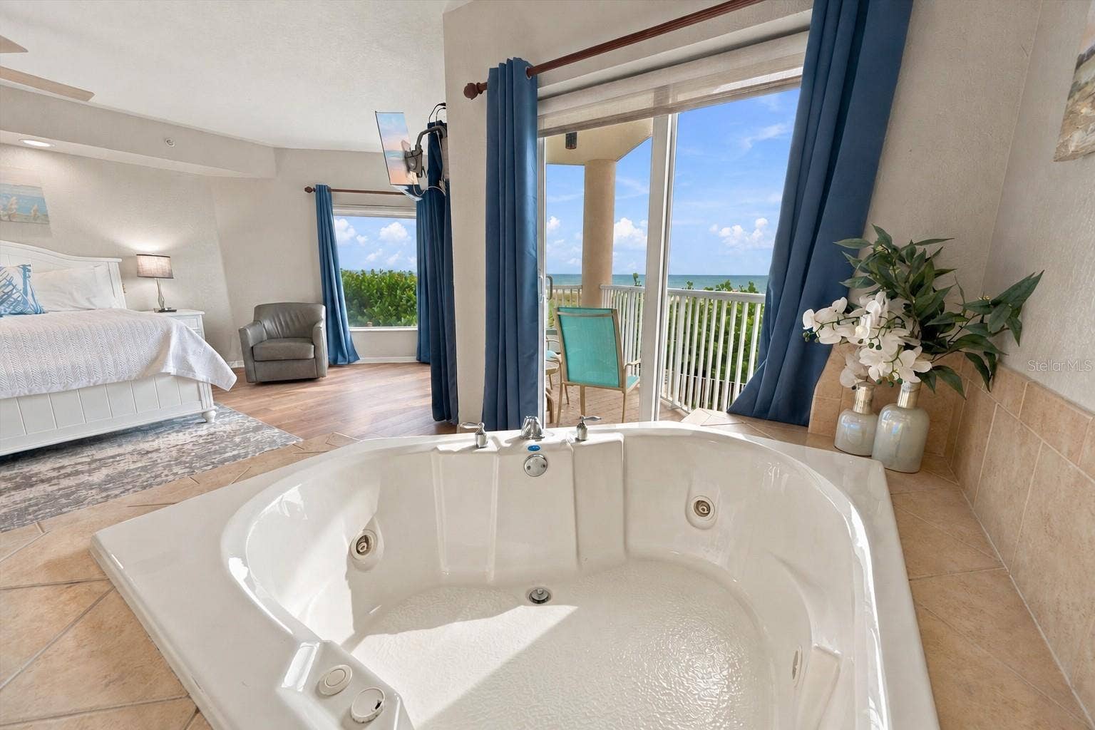 12000 GULF BOULEVARD, #206W-205W, Treasure Island, FL 33706 12000 GULF BOULEVARD, #206W-205W, Treasure Island, FL 33706