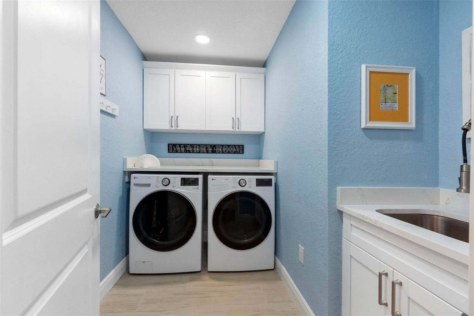11280 5TH STREET E, Treasure Island, FL 33706 Spacious laundry room.