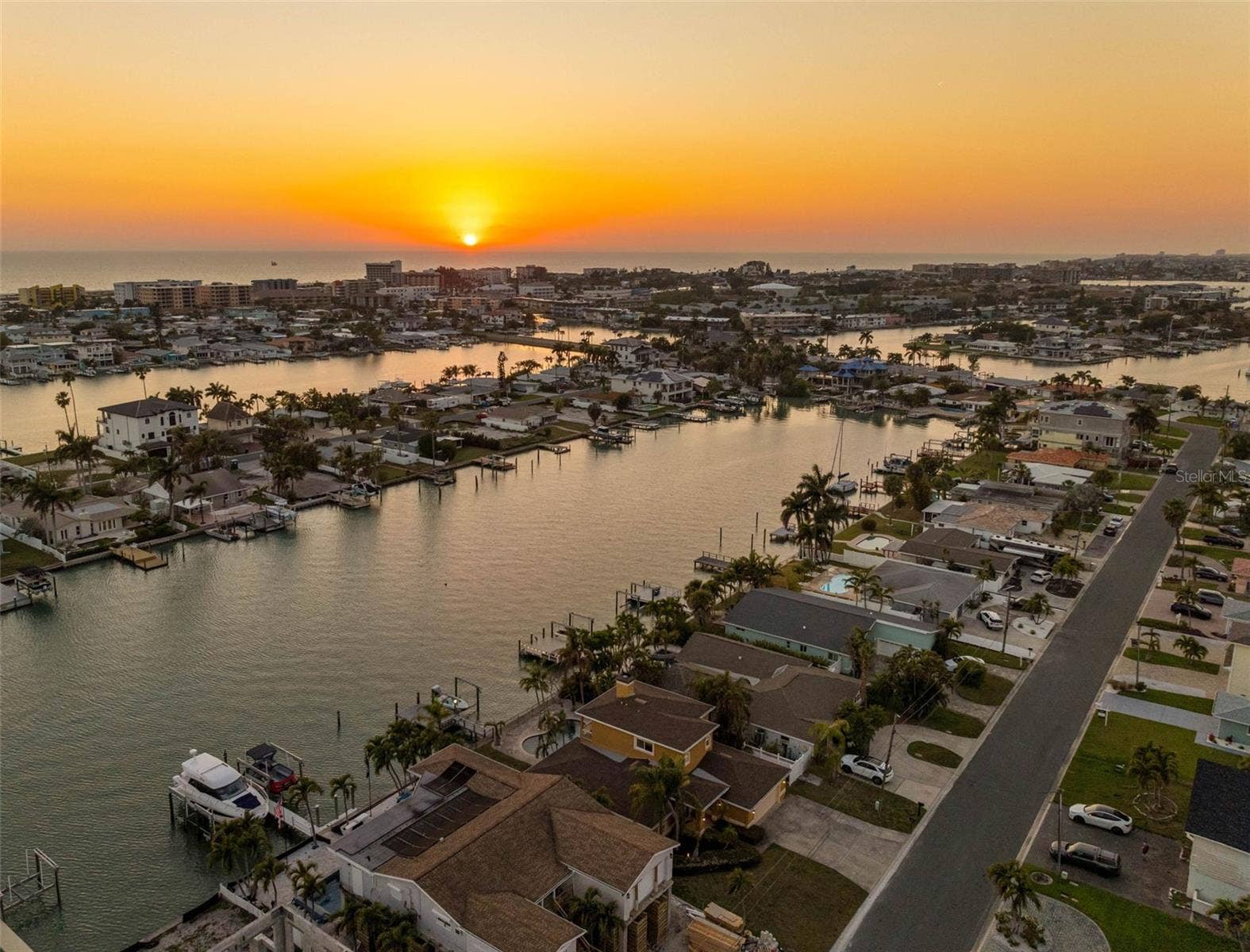 11280 5TH STREET E, Treasure Island, FL 33706 11280 5TH STREET E, Treasure Island, FL 33706