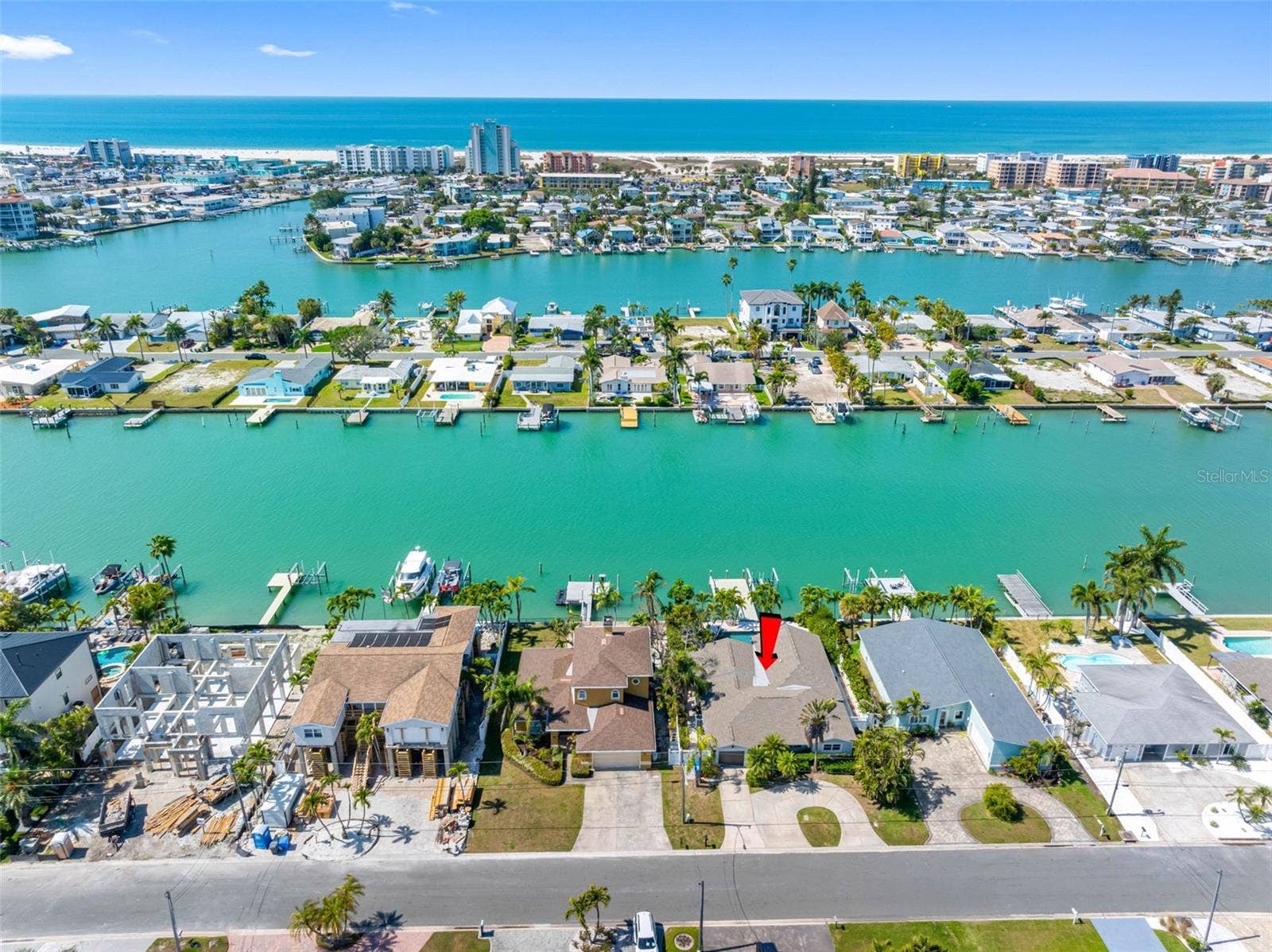11280 5TH STREET E, Treasure Island, FL 33706 Close to the beach.