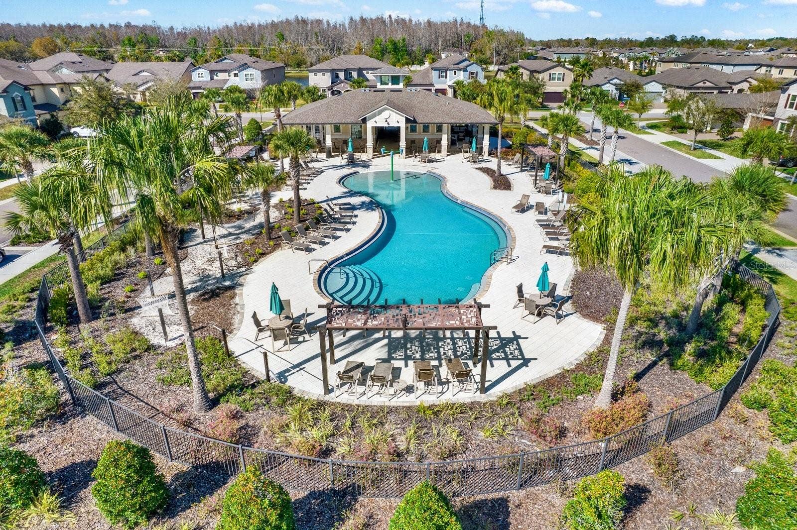 18738 BIRCHWOOD GROVES DRIVE, Lutz, FL 33558 18738 BIRCHWOOD GROVES DRIVE, Lutz, FL 33558