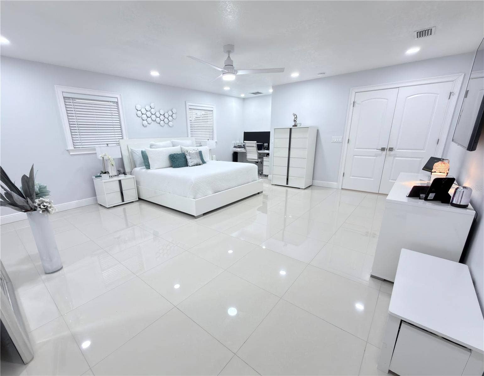 7518 BLOSSOM AVENUE, Tampa, FL 33614 7518 BLOSSOM AVENUE, Tampa, FL 33614
