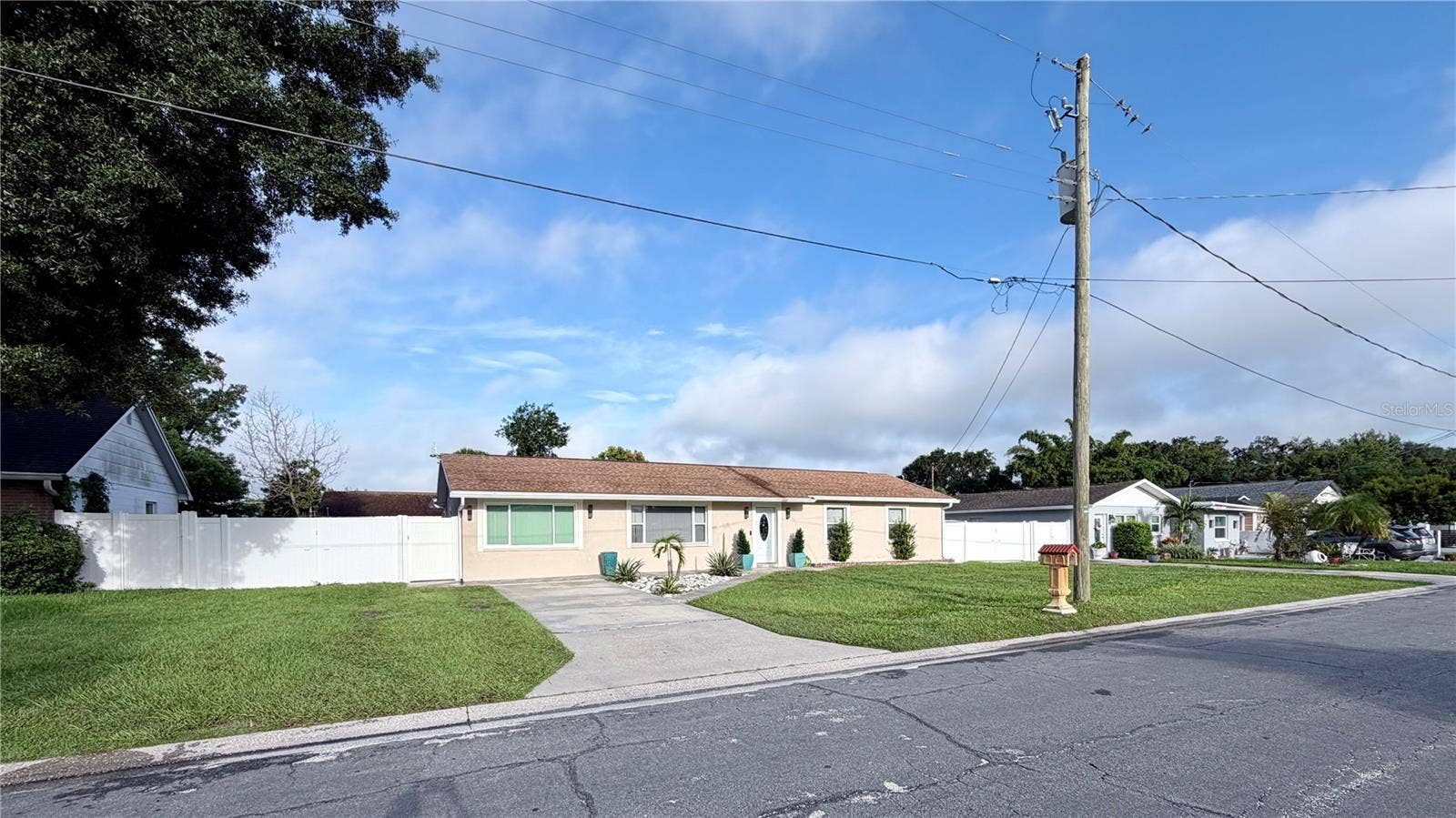 7518 BLOSSOM AVENUE, Tampa, FL 33614 7518 BLOSSOM AVENUE, Tampa, FL 33614