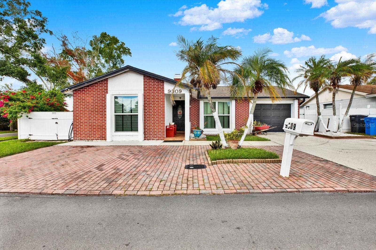 9309 ASHFIELD COURT, Tampa, FL 33615