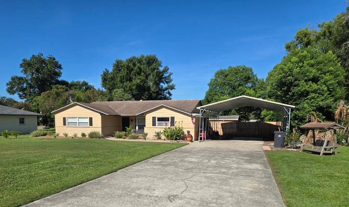 1004 MANDALAY DRIVE, Brandon, FL 33511 1004 MANDALAY DRIVE, Brandon, FL 33511
