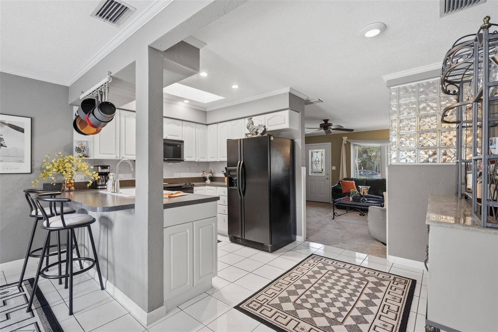 8430 7TH STREET N, St Petersburg, FL 33702 8430 7TH STREET N, St Petersburg, FL 33702