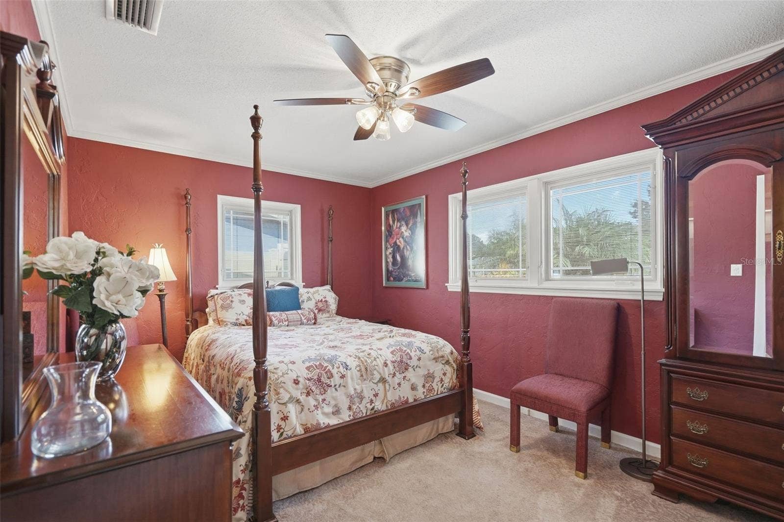 8430 7TH STREET N, St Petersburg, FL 33702 8430 7TH STREET N, St Petersburg, FL 33702