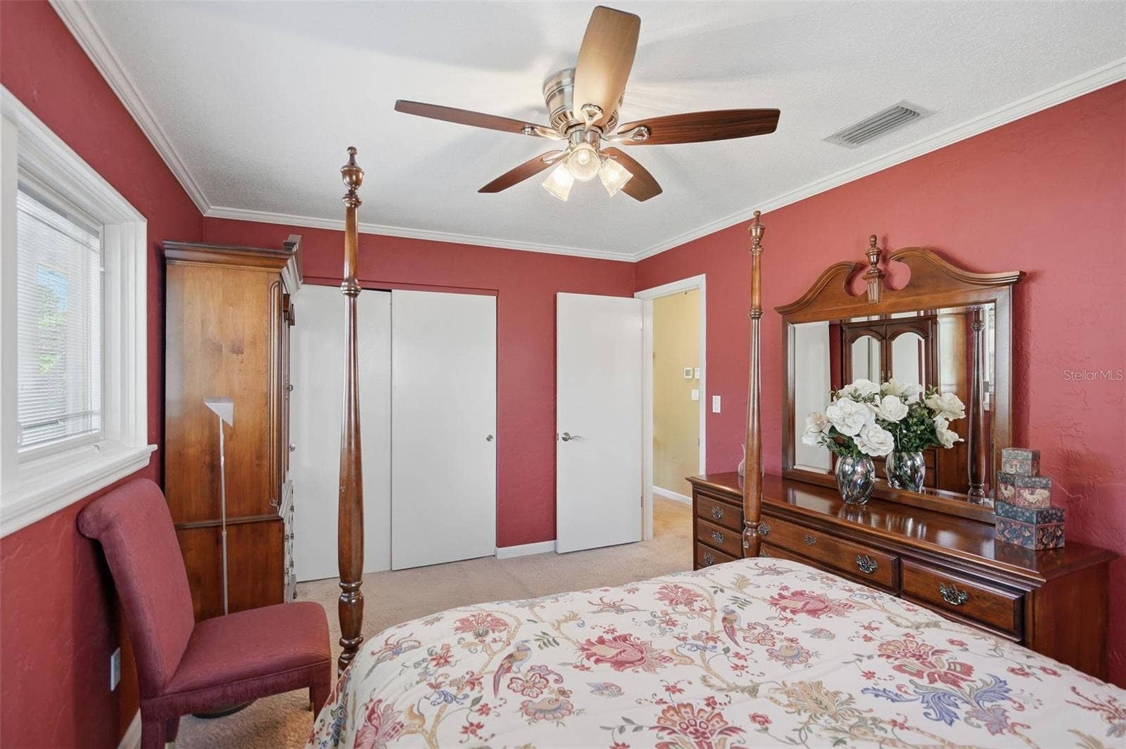 8430 7TH STREET N, St Petersburg, FL 33702 8430 7TH STREET N, St Petersburg, FL 33702