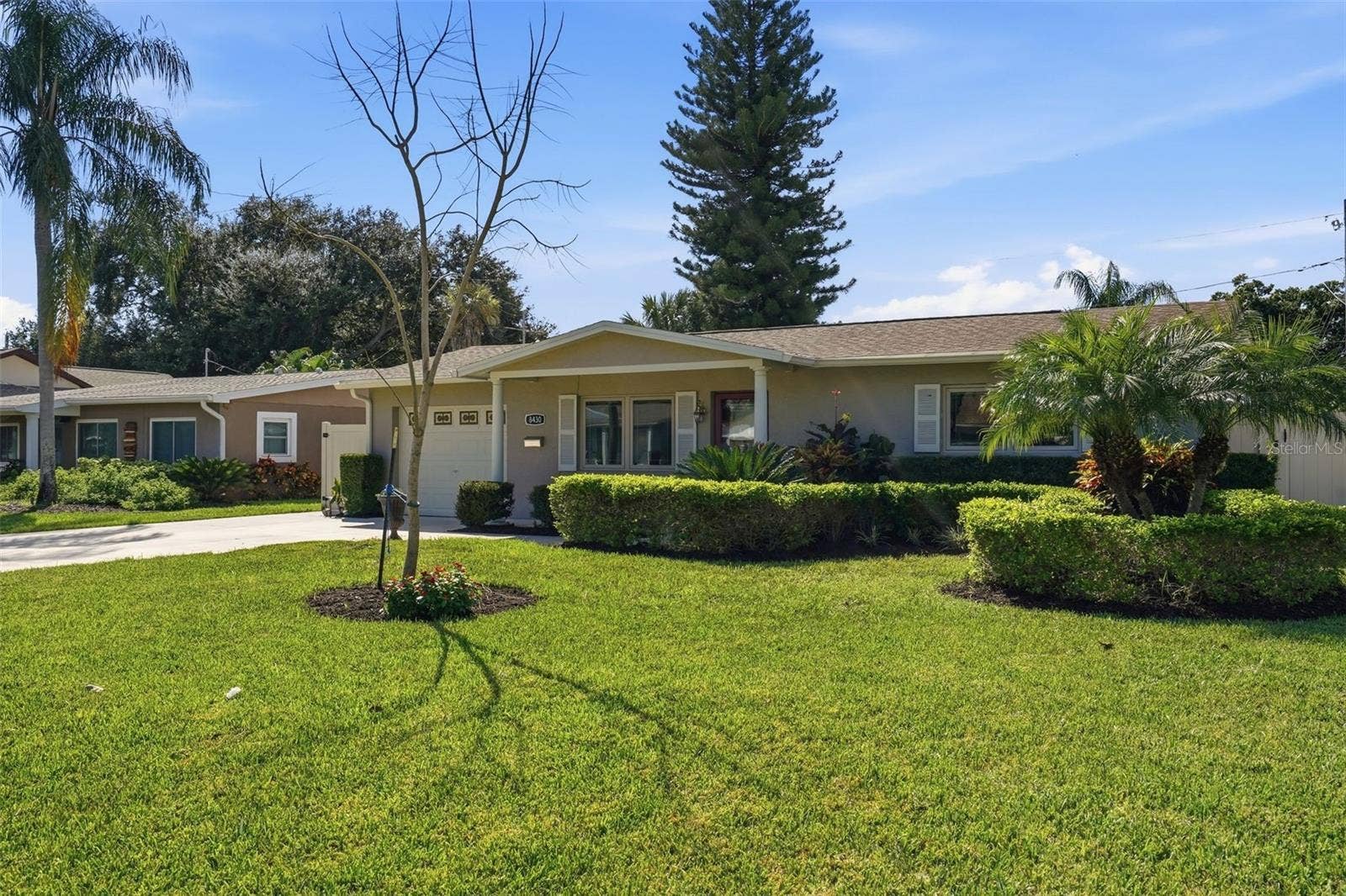 8430 7TH STREET N, St Petersburg, FL 33702 8430 7TH STREET N, St Petersburg, FL 33702