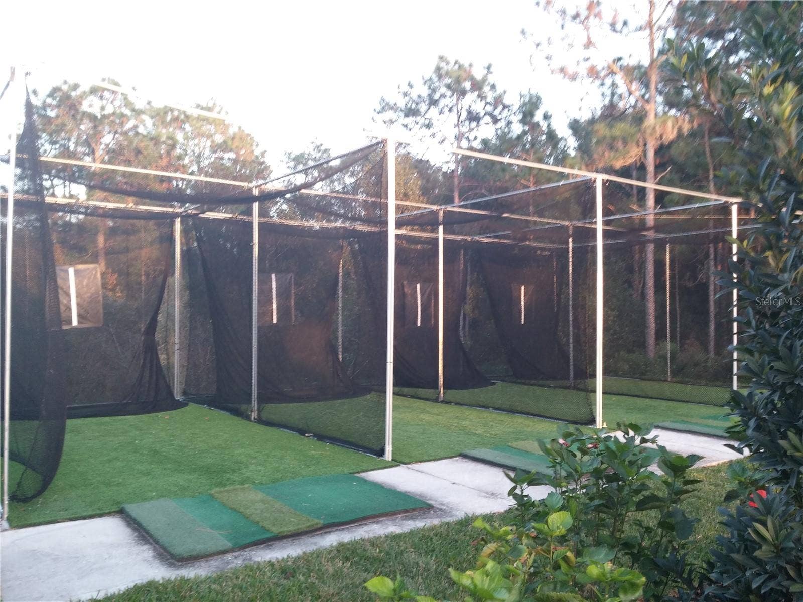 9310 MANGROVE COURT, Tampa, FL 33647 golf padding